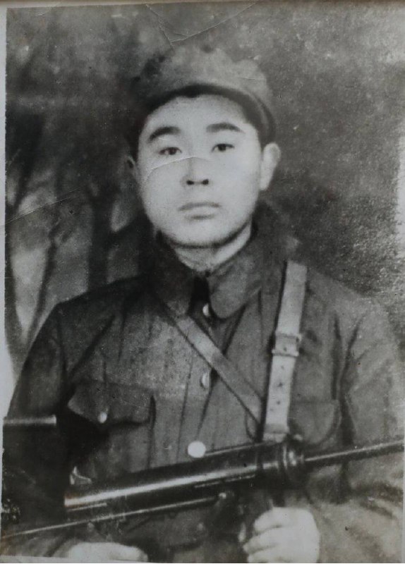 第一批志愿军归国遗骸中有枚私人印章，主人陈曾吉，工作人员按图索骥找到烈士亲属
